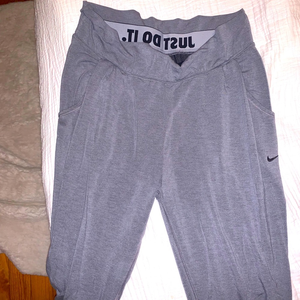 Nike Sweatpants Women
